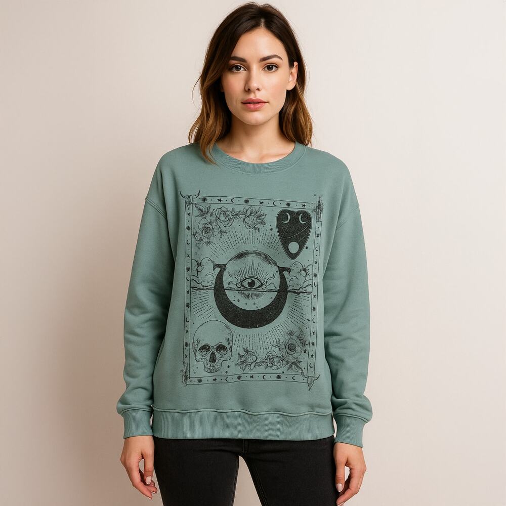 A319 • Mystic Eye Graphic Sweatshirt